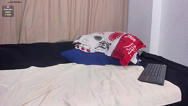 max_ed webcam show