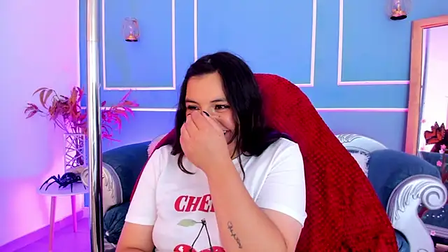 TaraTaylorr élő XXX-chatje