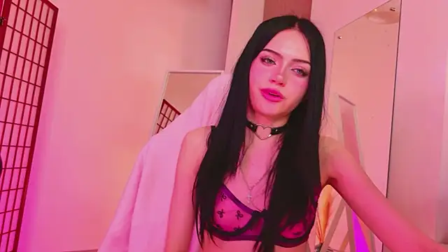 Dark_Diva Show in webcam