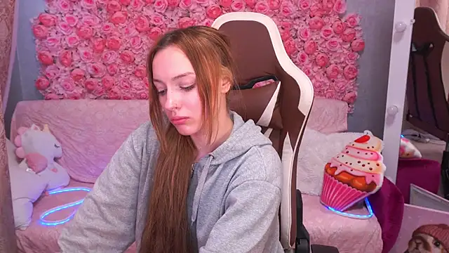 Онлайн чат XXX LizzaMoonn