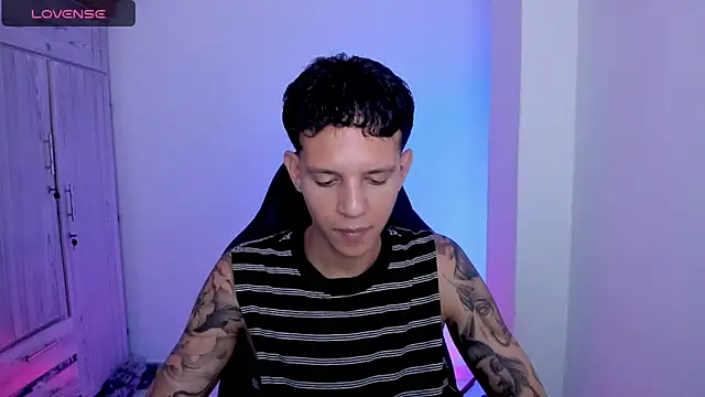 Chat XXX ao vivo de tylernova