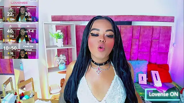 KayleighDreams_ Show in webcam