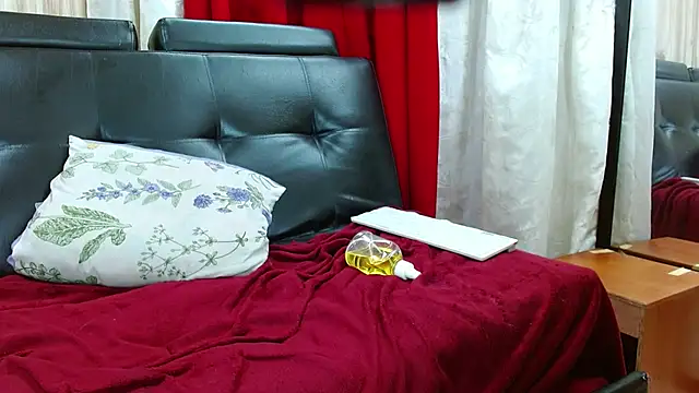 Živý XXX chat Camil4_milf_1