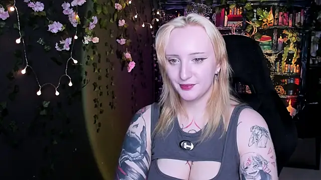 Chatroom XXX en direct de AsheLucker