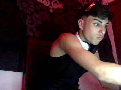 andrytedu_20 Webcam Show