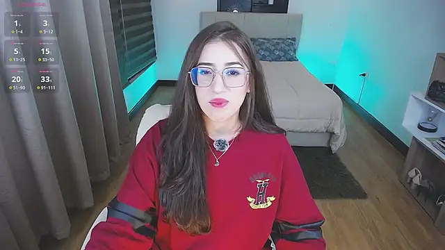 צ'אט XXX בשידור חי של KittyCute-