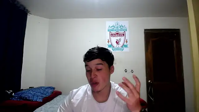 NaugthyCoupleX_'s Webcam Show