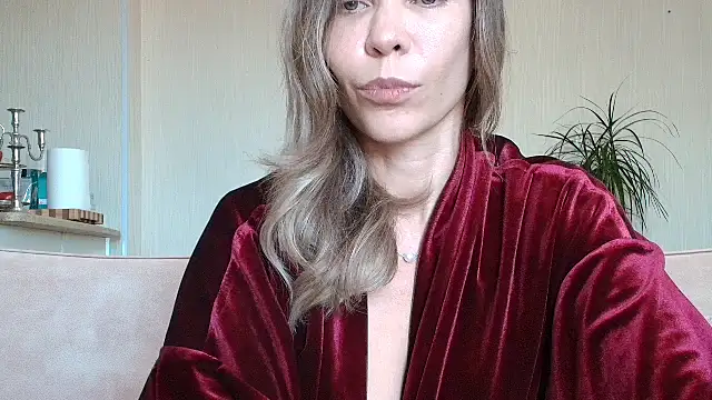 Gargona1 – Naživo XXX chat