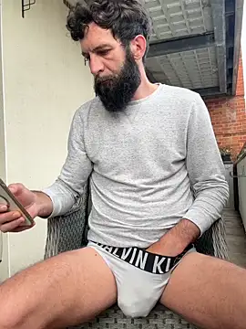 Michel_huge: вебкам-шоу