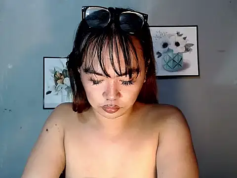 Asianblk_barbiedoll Show Webcam