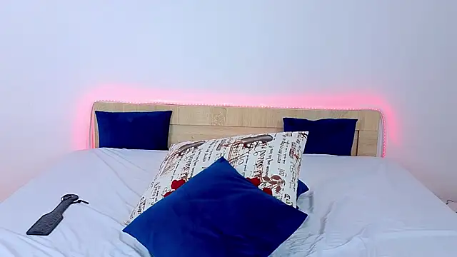 Miless_Cooper Webcamshow