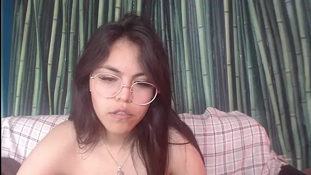 Anda_heren Live XXX chat