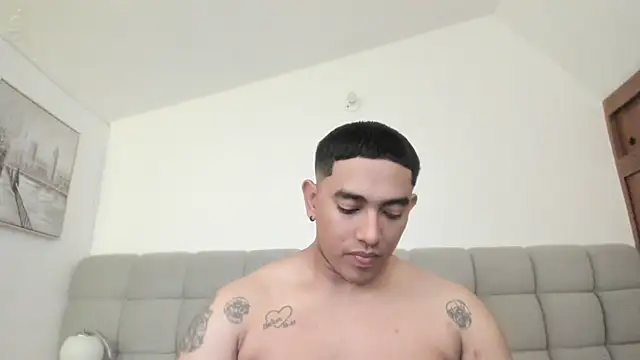 erotic_sins Chat XXX live