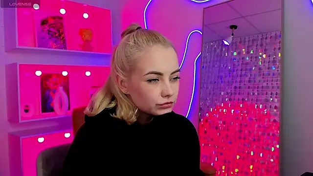 StephanieSweety – Naživo XXX chat