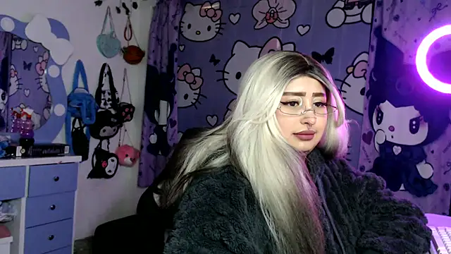 lussyevans24 – Naživo XXX chat