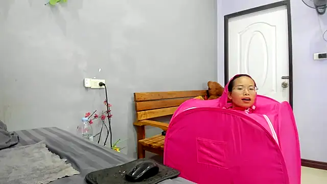 loveley_jenny Pertunjukan Webcam