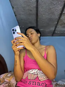 XXX chat uživo modela FlorSalvaje_