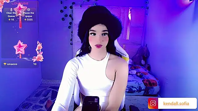 XXX chat uživo modela Sophiaa_doll_