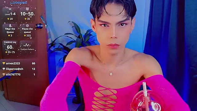femboykeene 웹캠 쇼