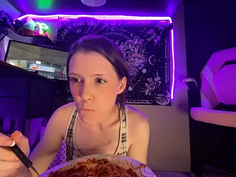 Lilactease: απευθείας συνομιλία ΧΧΧ