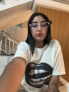 عرض كام Alaia_22