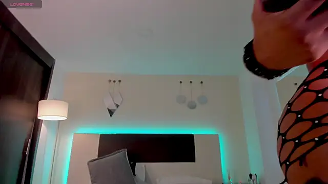 Živý XXX chat Sky_Loren