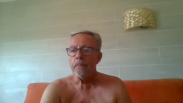 tuggy59 Live XXX Chat