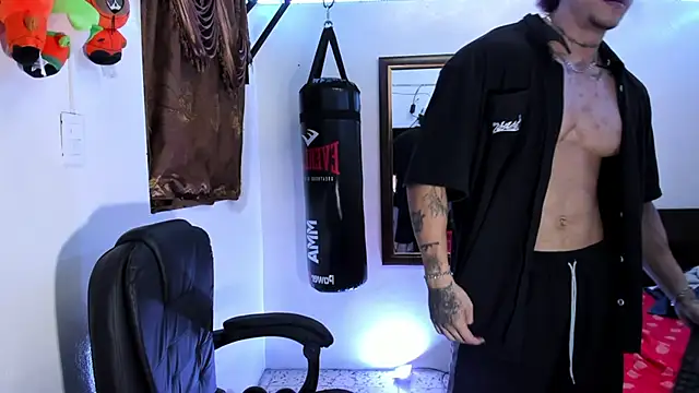 Chat XXX ao vivo de Bull__fit