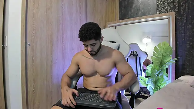 Chat +18 de Thiago_moretti ao vivo