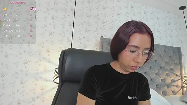 Онлайн чат XXX MissSussy