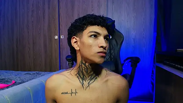 im_Usuga – Live XXX-chat