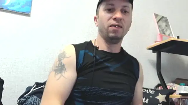 Show modela hornny_boy35 na web-kameri