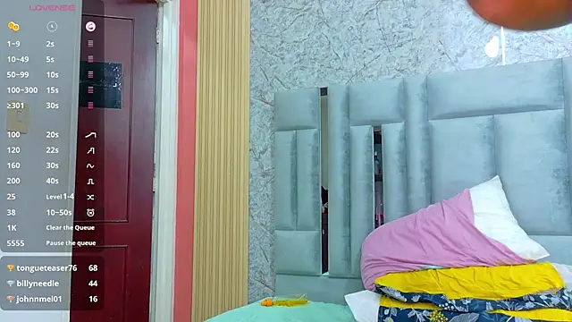 bigcurvymoomy 现场XXX聊天