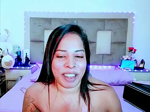 indiantopaz694u Webcam-Show