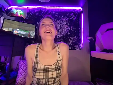 Lilactease's Live XXX Chat