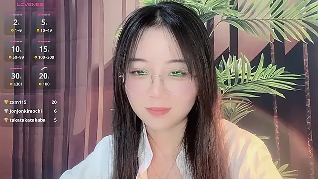 77-Vicky Live XXX-Chat