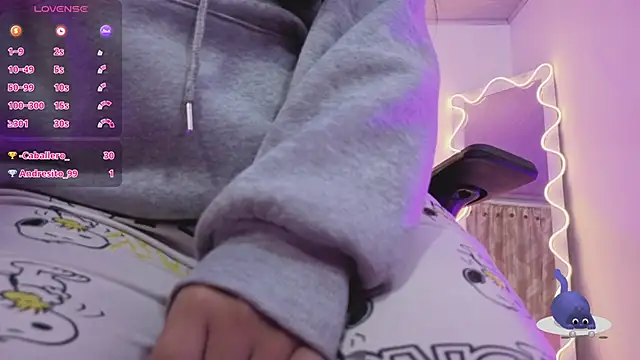 Czat XXX na żywo – ZURY_TAY