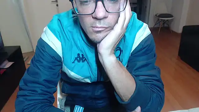 Онлайн чат XXX guachin_hunk