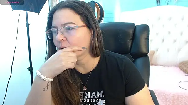 MsJossie live XXX chat
