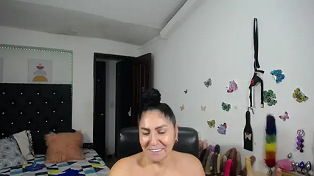 دردشة mature_bigboobs10 الجنسية المباشرة