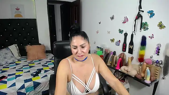 دردشة mature_bigboobs10 الجنسية المباشرة