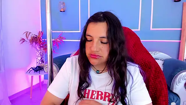 XXX chat uživo modela TaraTaylorr