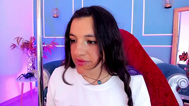 TaraTaylorr Live XXX-chat