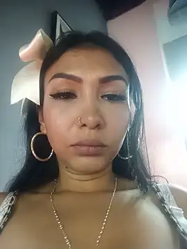 دردشة Tracy_lambo الجنسية المباشرة