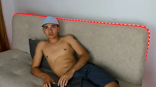 Chat XXX ao vivo de Damon_Kovac