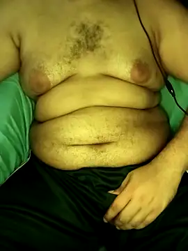 chubbygamer26n Live XXX chat
