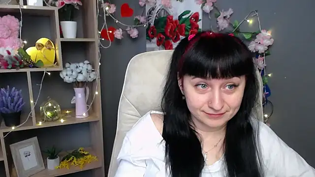 NinaFlawlees Webcamshow