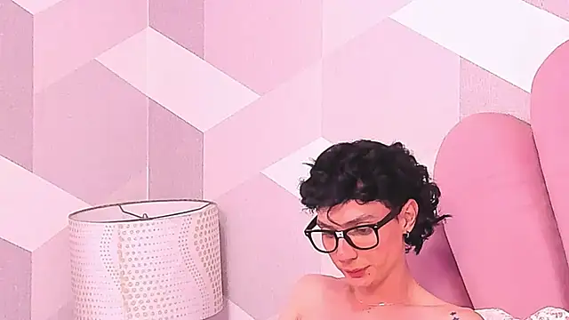 KylieMonnett Adlı Modelin Canlı XXX Sohbeti