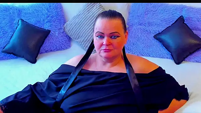 MilanaBiegert webcam show