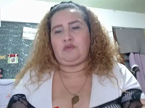 Chat XXX Live Perla1981--